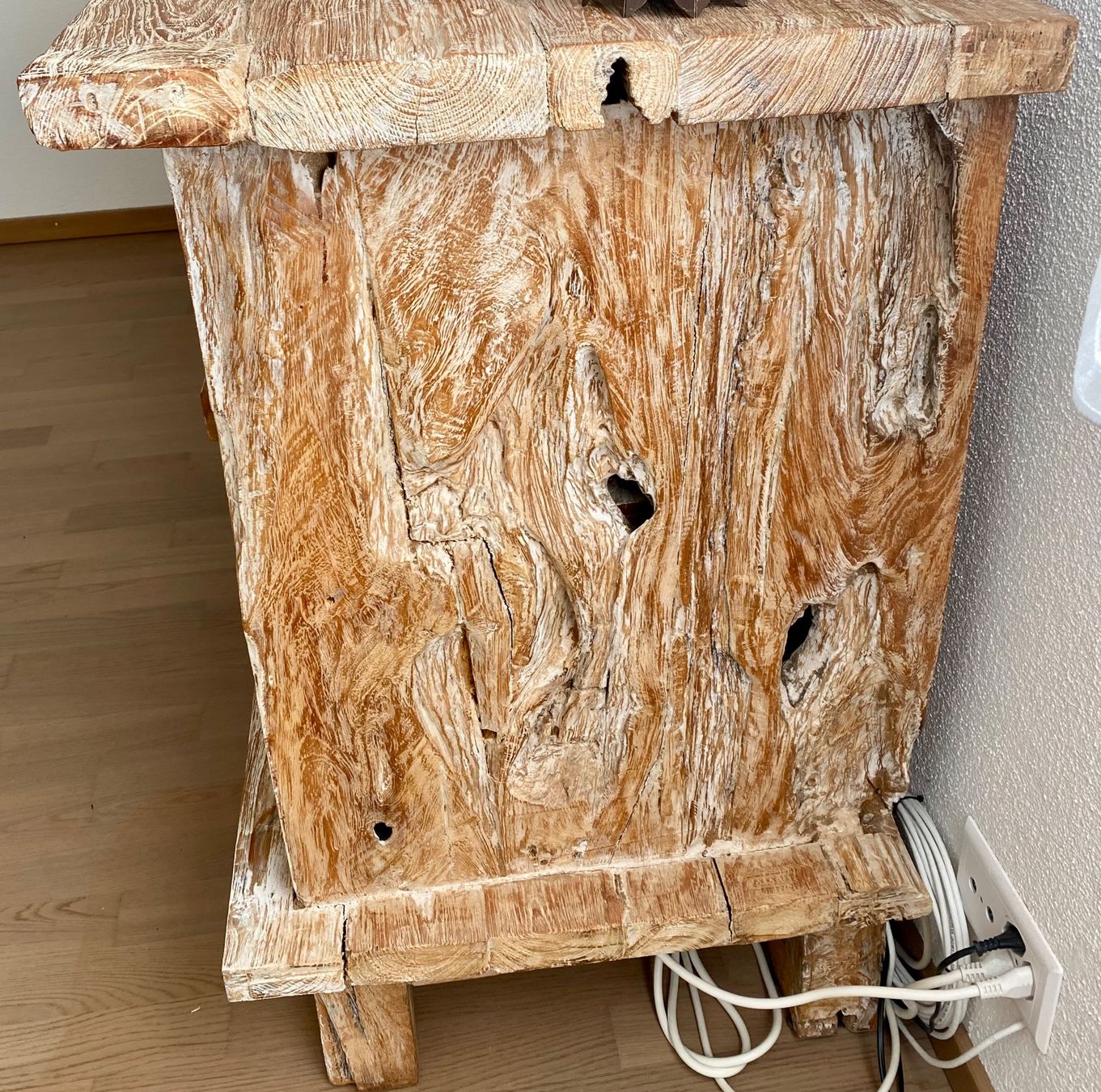 Cassettiere: Einzelstück balinesisches Schwemmholz Sideboard – Nuovo (secondo la descrizione) da Reichenburg venduto da Noxima 3