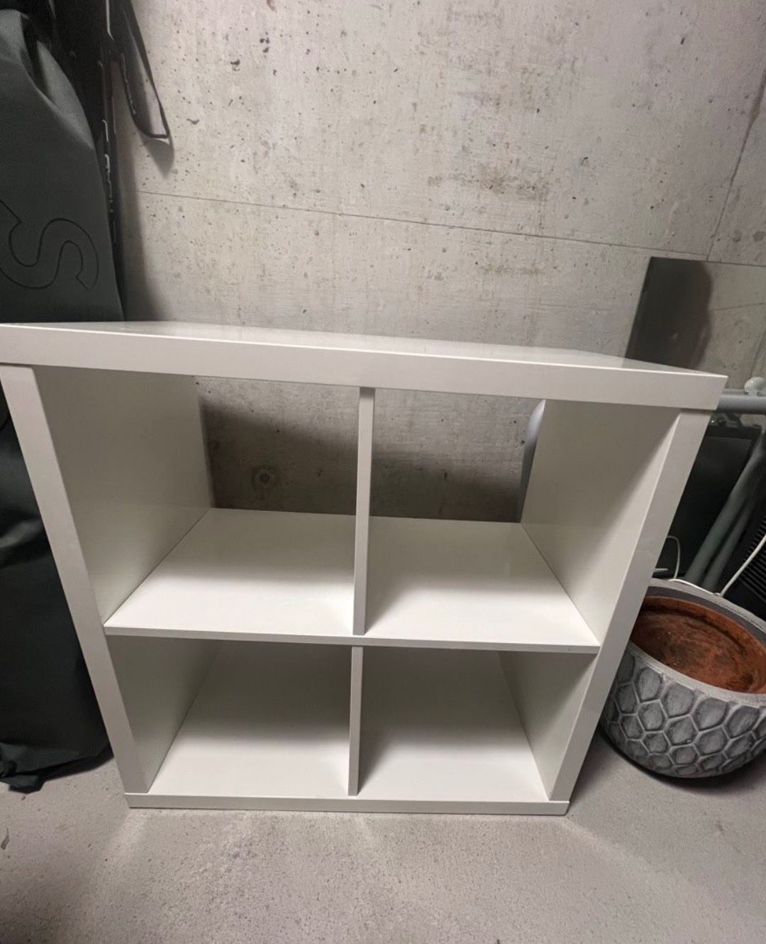 Regale: Ikea Kallax Regal – Gebraucht aus Würenlingen von gbz_q8ff