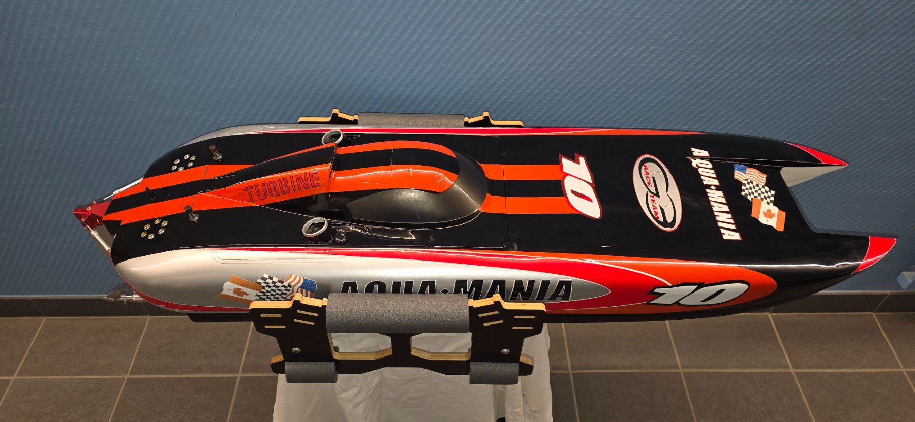 Modellismo RC: Elektrisches Powerboot Aqua Mania – Usato da HOMBRECHTIKON venduto da Goeggis 5
