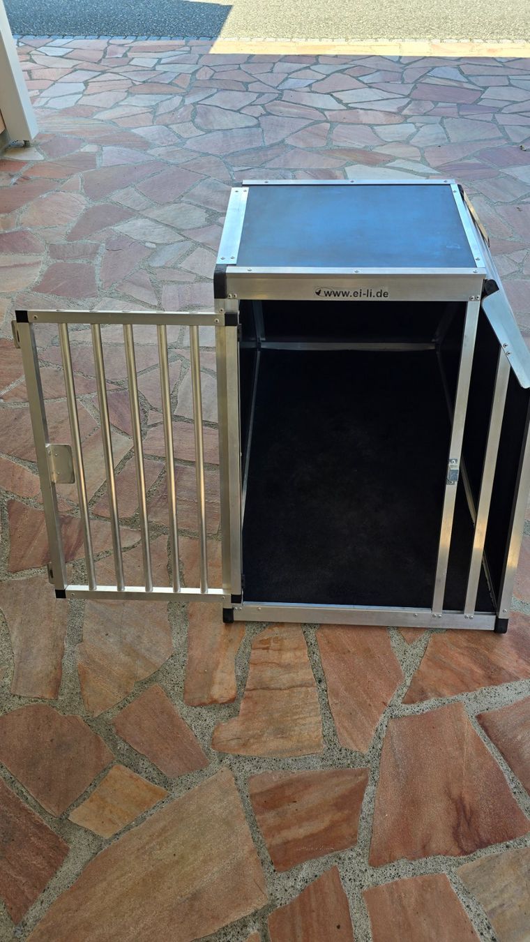 Gabbie, trasporto & Sicurezza: Hundetransportbox Aluminium – Usato da Obergerlafingen venduto da Beat031 4
