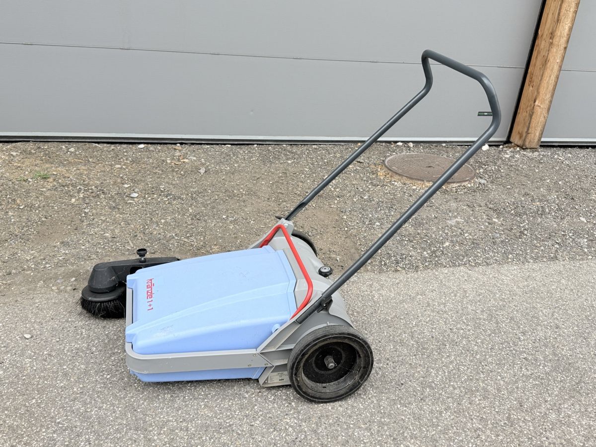 Kränzle Alle Maschinen: Kehrmaschine Kränzle  – Gebraucht aus Affoltern BE von _Kaeser_ 2
