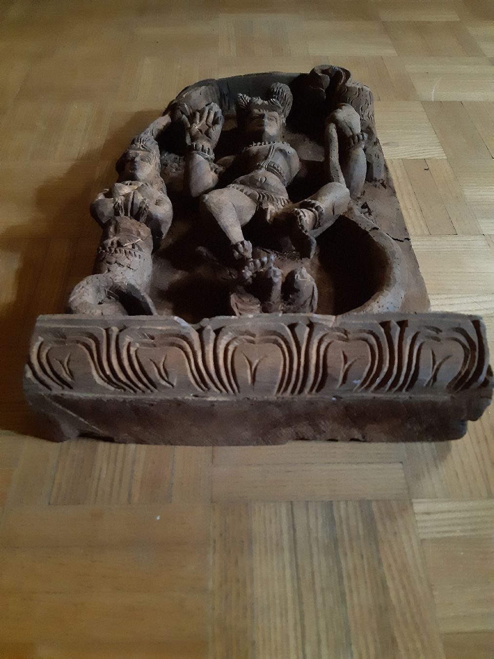 Statuette: BAS RELIEF "KALIAMARDHAN". Lord Krishna – Usato da Genève venduto da dieudedieu 1