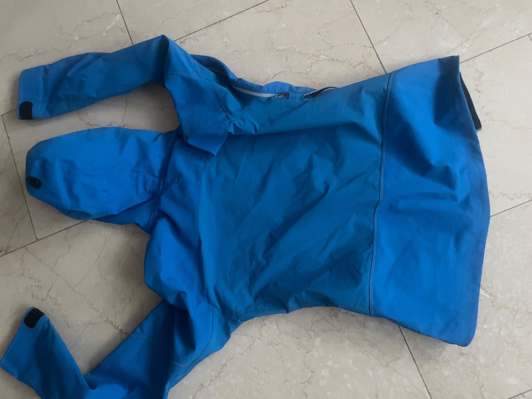 La Sportiva Jacken: La Sportiva Windstopper Jacke – Neu (gemäss Beschreibung) aus Flüelen von AU10 2