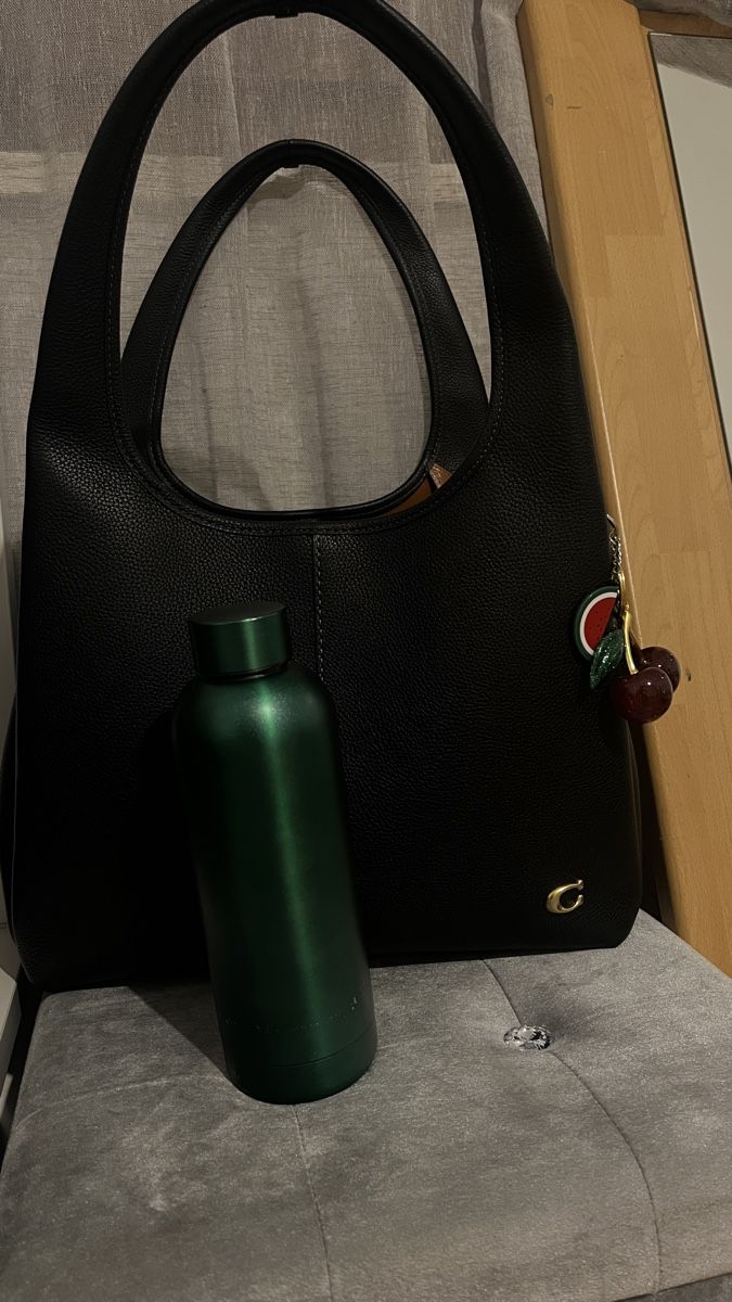 Coach Borse da donna: Black Coach Lana Bag – Nuovo (secondo la descrizione) da Le Grand-Saconnex venduto da afi_tl2b 1