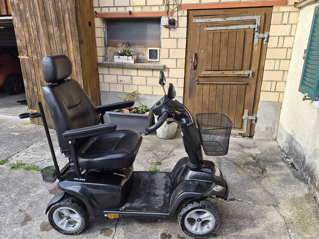 Veicoli elettrici: Elektromobil HS-898 – Usato da Amden venduto da steees