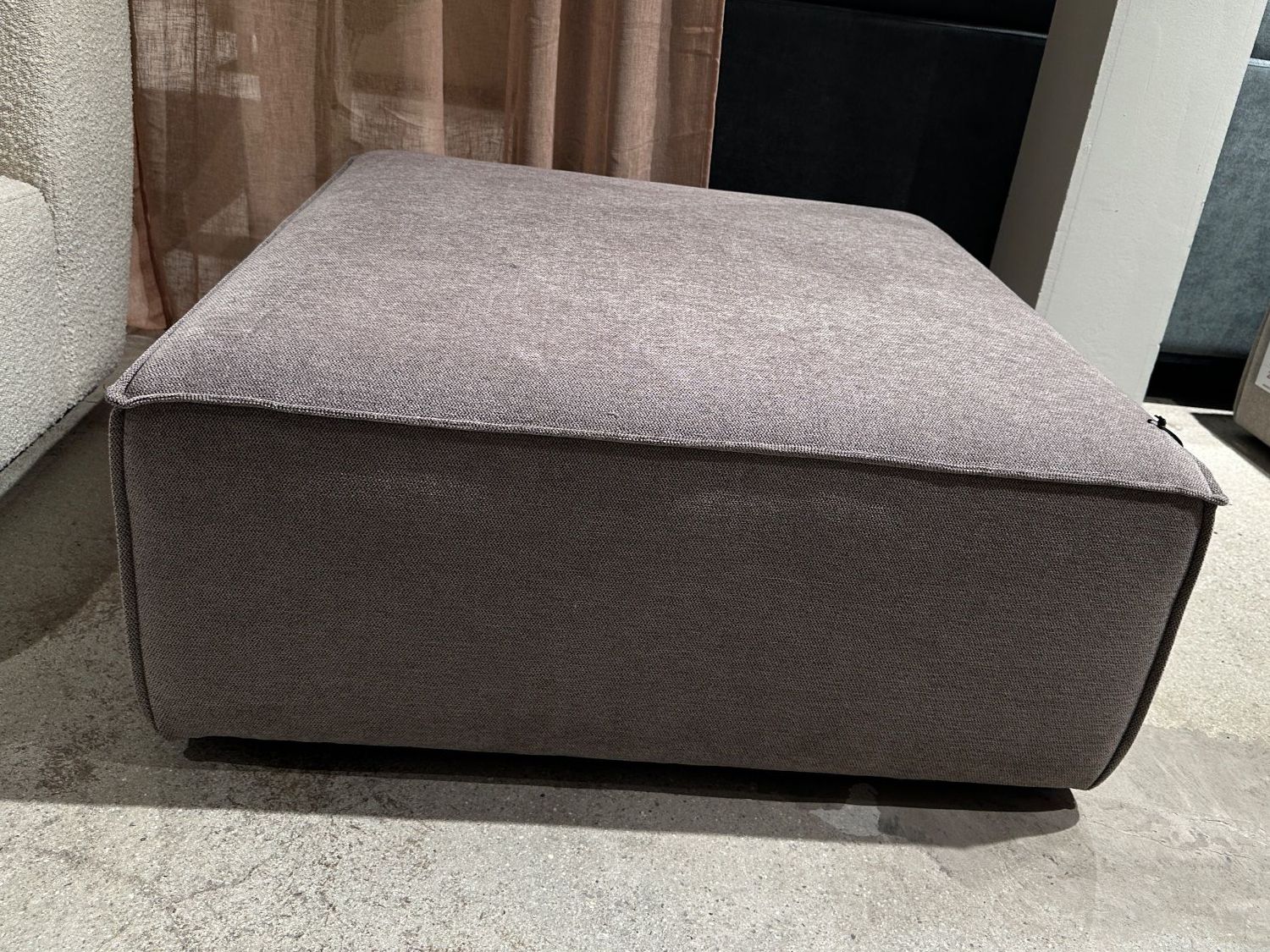 Sofacompany Hocker: Dane Fusshocker - Sofacompany – Gebraucht aus Bern von Sofa_Company_Bern 1