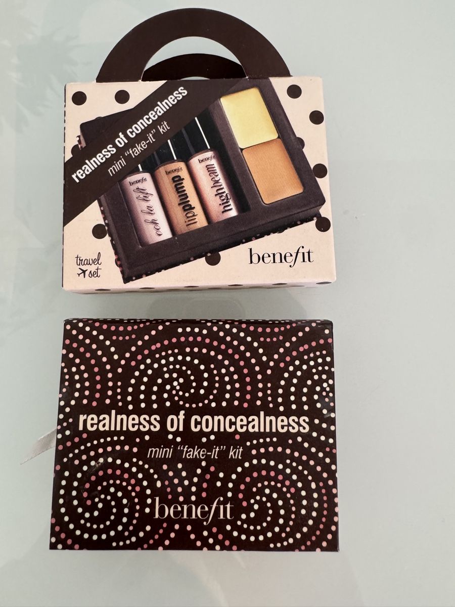 Benefit Make-up: benefit realness of concealness Set – Usato da Frauenfeld venduto da _smile_w 1
