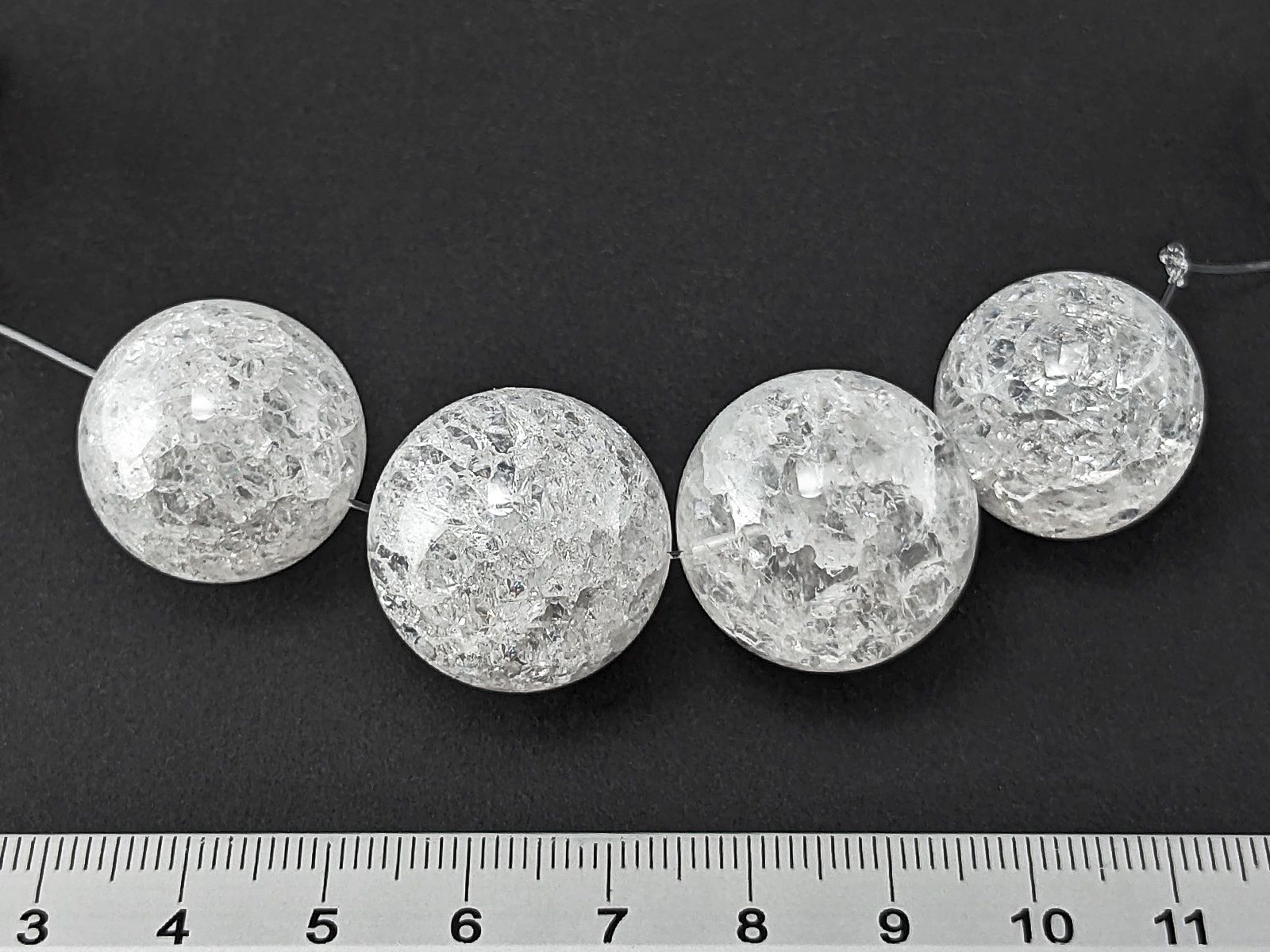 Minerali & Pietre curative: 4 Iris Bergkristall Kugeln 20 bis 22mm – Nuovo e nell'imballaggio originale da Meilen venduto da GypsyCat