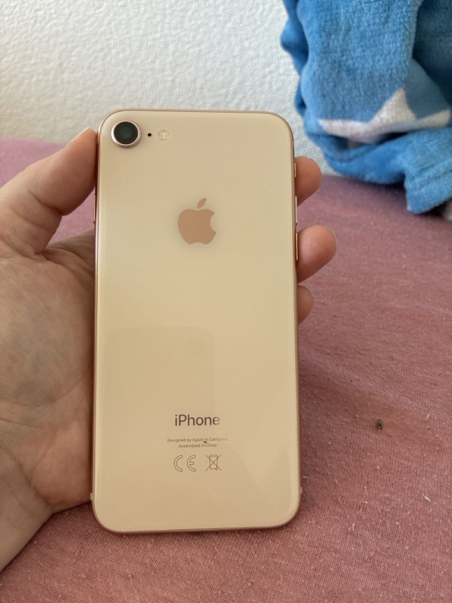Apple Handys / Smartphones: iphone 8 – Gebraucht aus Mels von joe_lin572 2