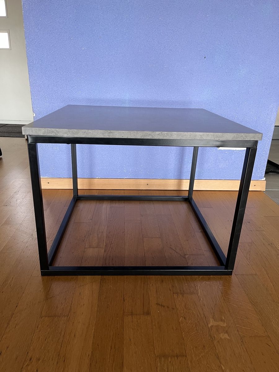 Tische: Table de salon – Gebraucht aus Mont-sur-Lausanne von Pioutch