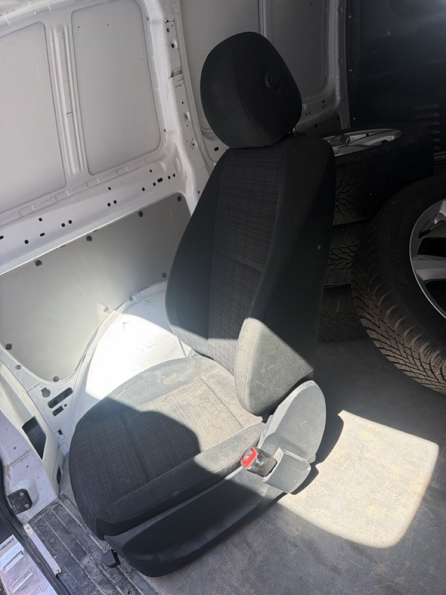 Alle Autoersatzteile: Siège auto Vito W447 bon état – Gebraucht aus Conthey von den_t95v 2