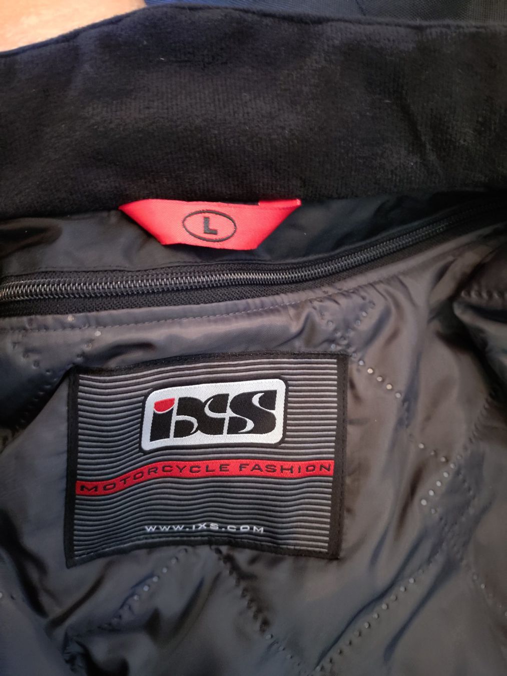 Lotti di vestiti: iXS Motorradjacke und Hose – Usato da Buochs venduto da mar_z6jf 5