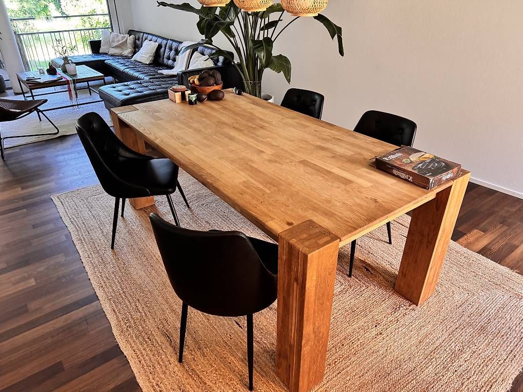 Tisch, Holz, 1 Meter x 2 Meter, gebraucht, NP CHF 499 (Gebraucht) in Worblaufen für CHF 30 – nur Abholung auf Ricardo kaufen