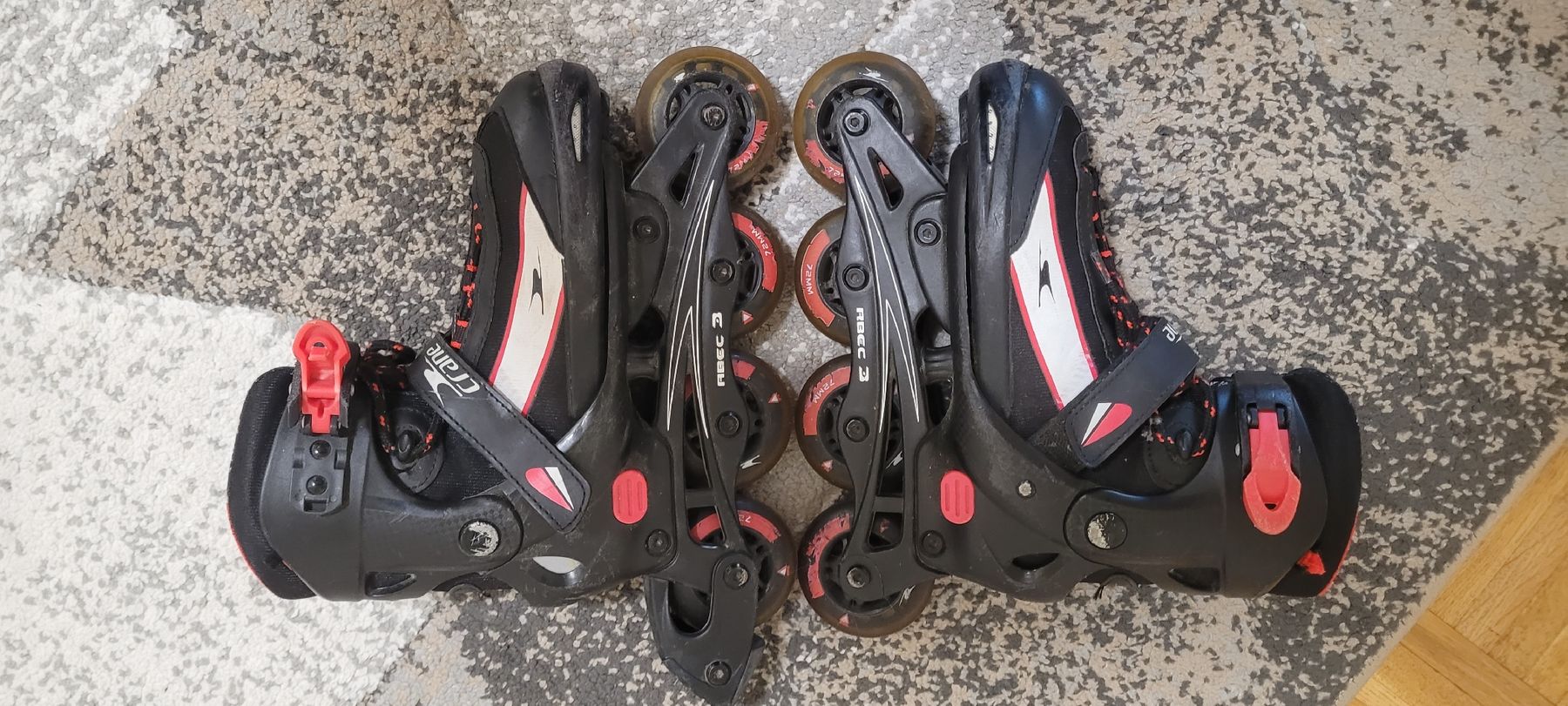 Pattini in linea & Pattini a rotelle: Patins à roues ajustables  Crane RBEC 3 /taille33-36 – Usato da Vevey venduto da obi_n8zc