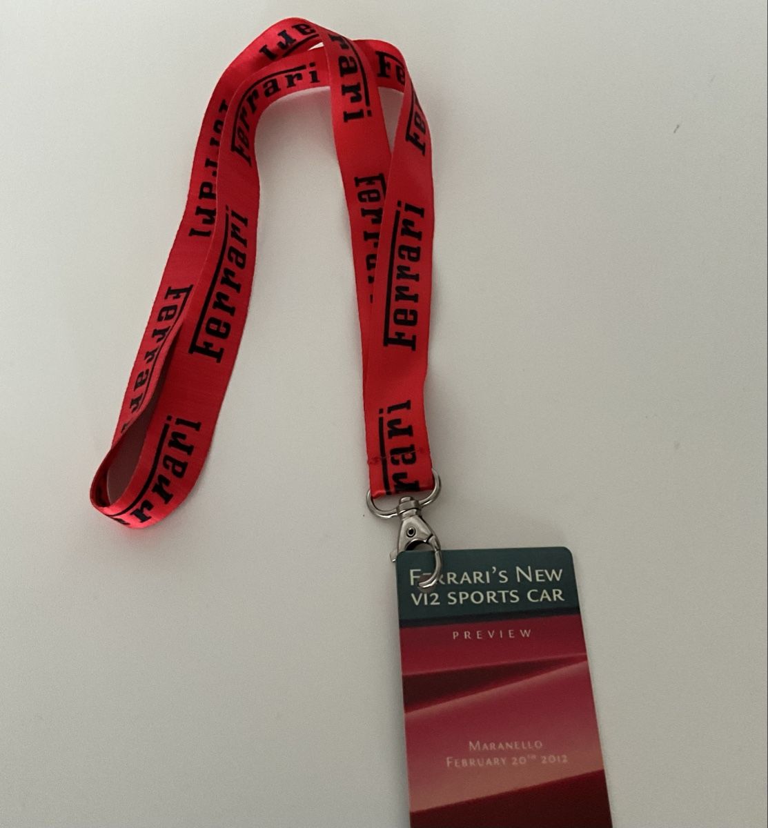 Plaketten & Abzeichen: Ferrari F12 berlinetta Preview Badge – Neu (gemäss Beschreibung) aus Zürich von thovala