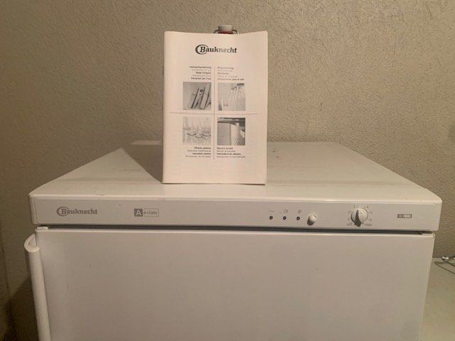Bauknecht Congelatori: Congélateur Armoire Bauknecht A+ – Usato da Bassins venduto da mar_m22f