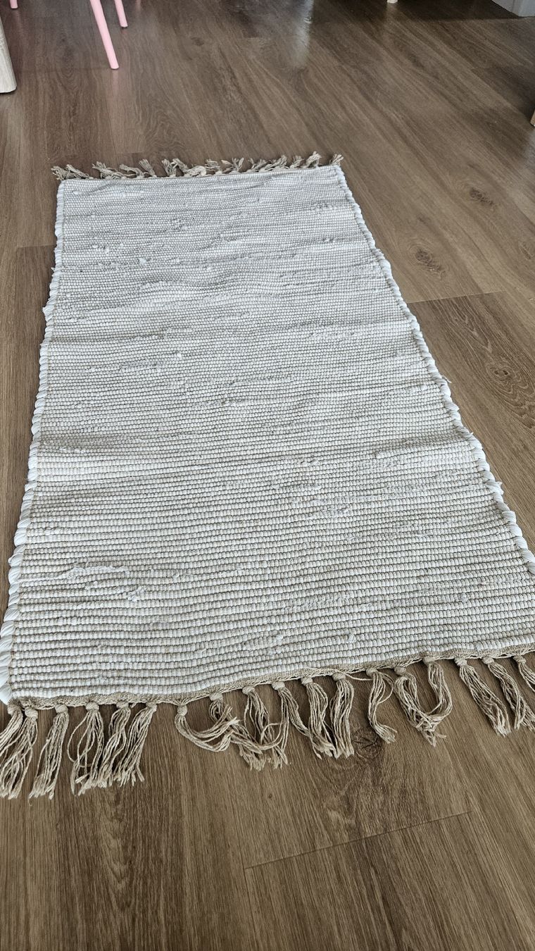 Tappeti: Bettvorleger/Teppich in beige 64x119 – Nuovo (secondo la descrizione) da Konolfingen venduto da Aprilsnow93 1