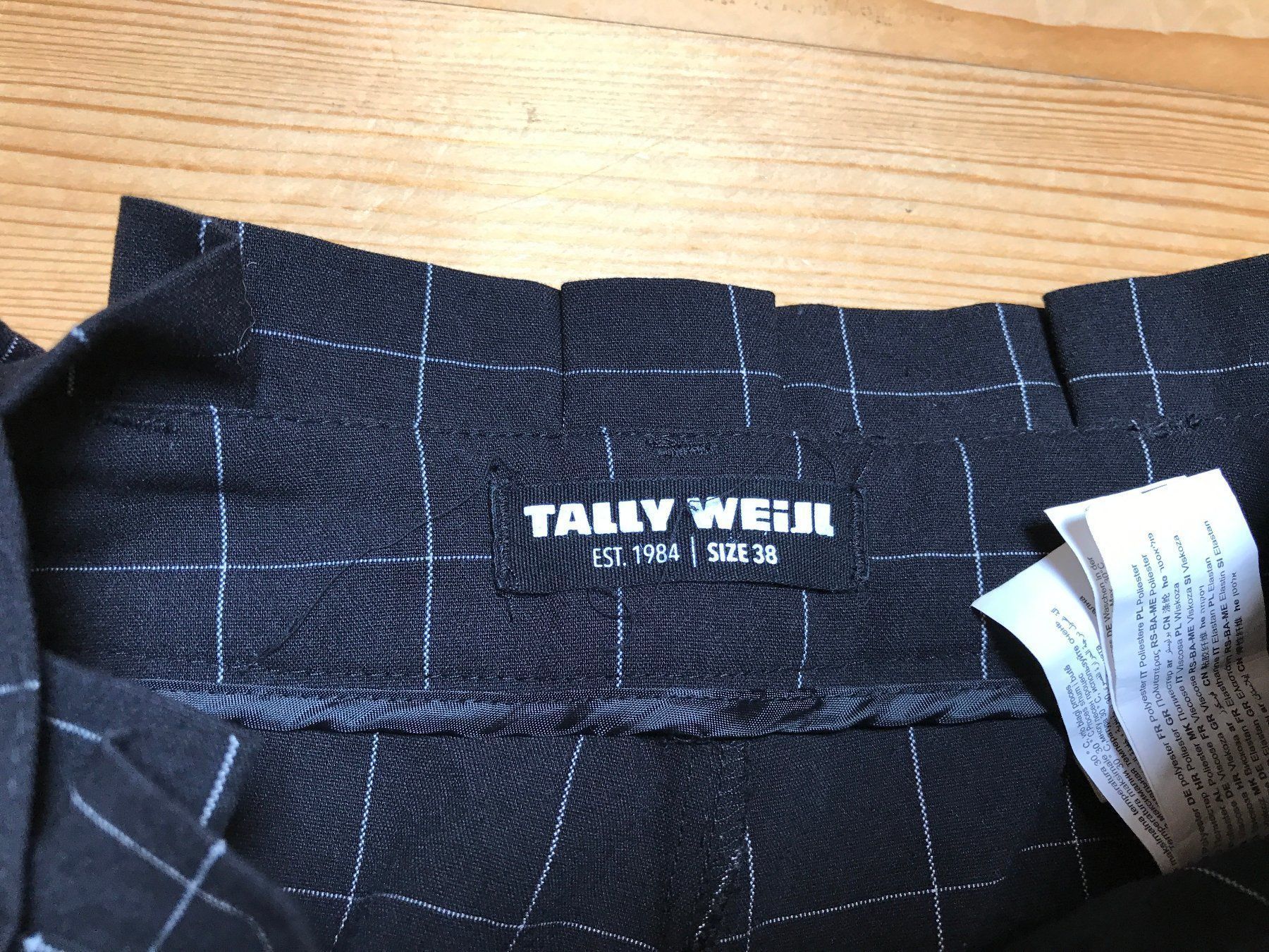 Tally Weijl Pantaloni: Tally Weijl Hose kariert Gr. 38 – Usato da Gümmenen venduto da FelizitasHermann 1