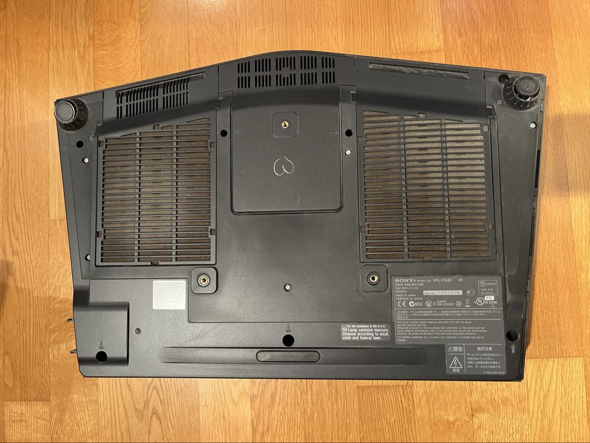 Sony Proiettori: Sony VPL-FX40 Beamer - Top Bildqualität! – Usato da Basel venduto da Ch2005 2