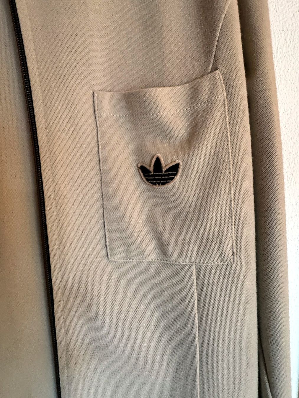 Adidas Giacche: adidas Vintage Strickjacke / beige,Gr.52 – Usato da Lachen SZ venduto da mrsf 3
