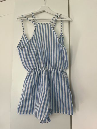 Sommerlicher, gestreifter Jumpsuit, Gr. M, Top Zustand