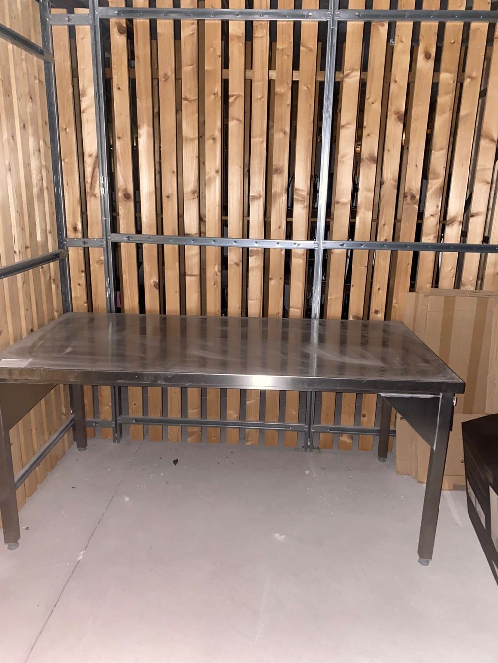 Tables: Tische (max 5x) – D'occasion à Zürich par val_gjb5