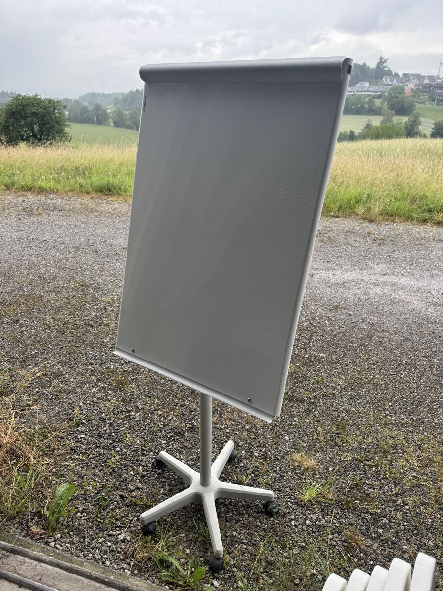 Lavagne: Flipchart – Usato da Knonau venduto da val_sn6b