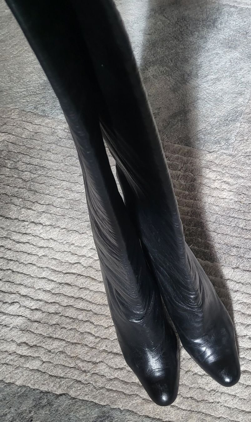 Scarpe da donna: Bottes hautes en cuir noir, taille 38. – Usato da Neuchâtel venduto da wikit 4