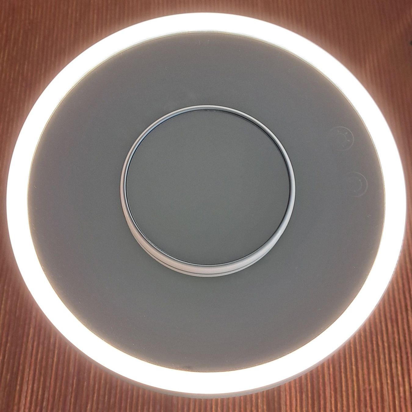 Specchi: Miroir de maquillage portable LED Bluetooth comme neuf – Usato da Genève venduto da Leo_56_13 2