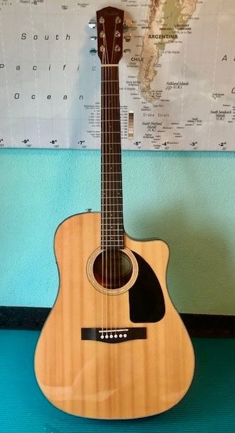 Fender Strumenti musicali: Fender CD-60CE NAT-DS-V2 , elektroakustisch – Usato da Zug venduto da epa_l5qk