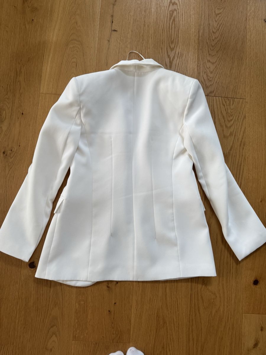 Zara Vestes: Weisser Smoking Blazer – D'occasion à Luzern par wet_7bm6 1