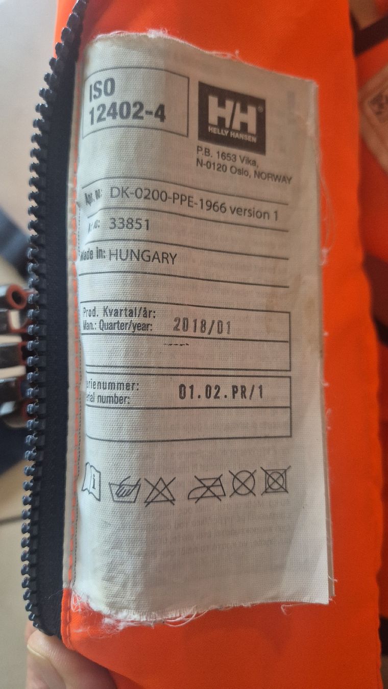 Helly Hansen Giubbotti di salvataggio: Schwimmweste Kinder – Usato da Rudolfstetten venduto da goo_c8qy 2