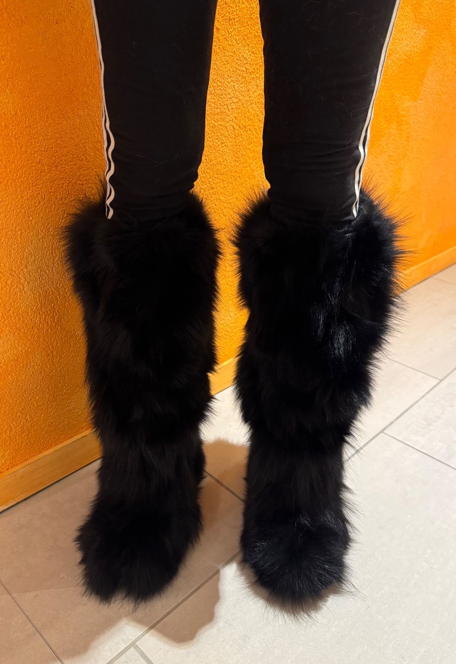 Damenschuhe: Fellstiefel Diavolezza, schwarz, Grösse 38 – Gebraucht aus Gockhausen von Ornellaia67