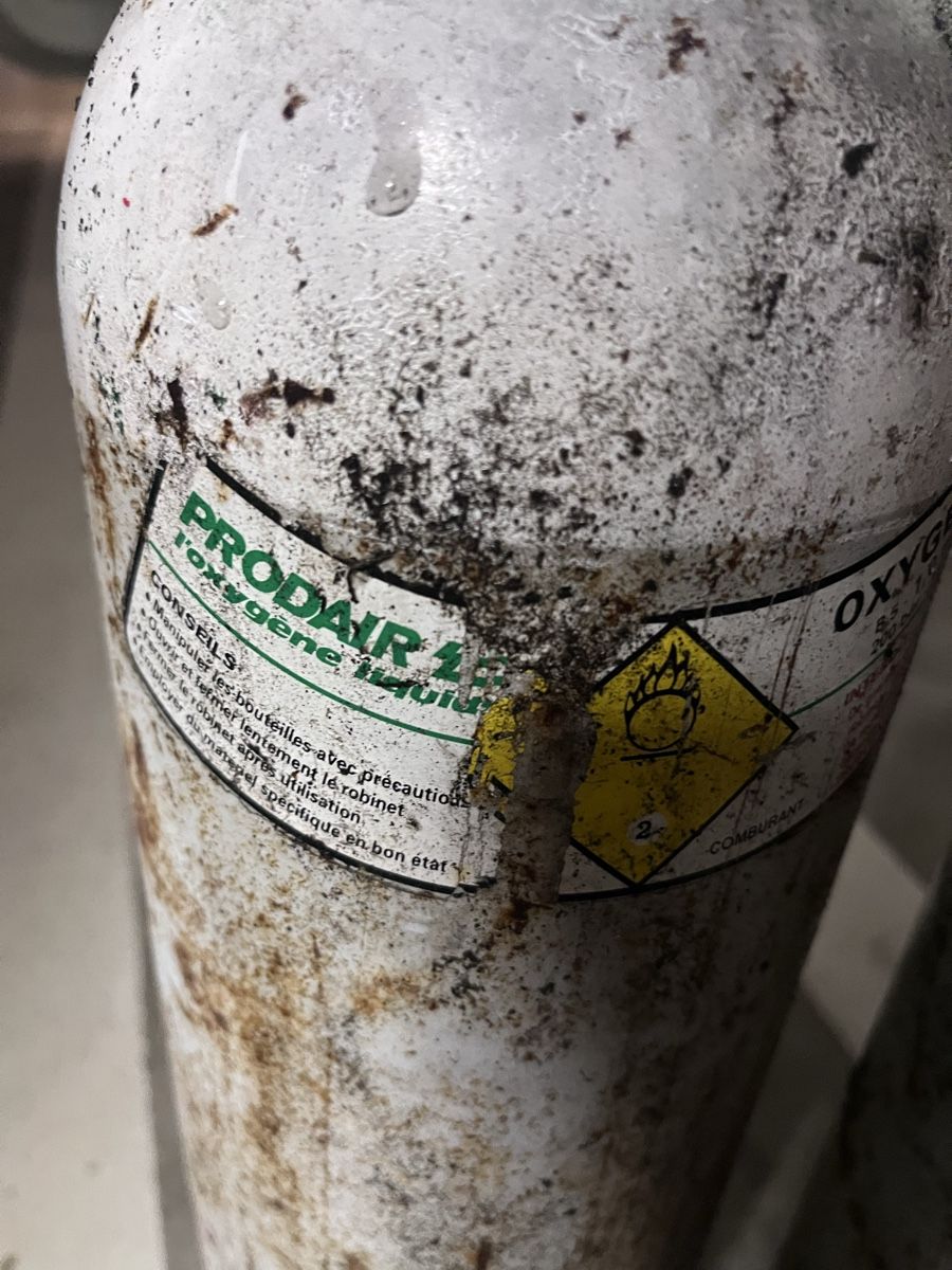 Gas-Geräte & -Technik: Bouteille gaz Oxygène   PRODAIR 2eme bouteille – Gebraucht aus BREMBLENS von Lafoudre