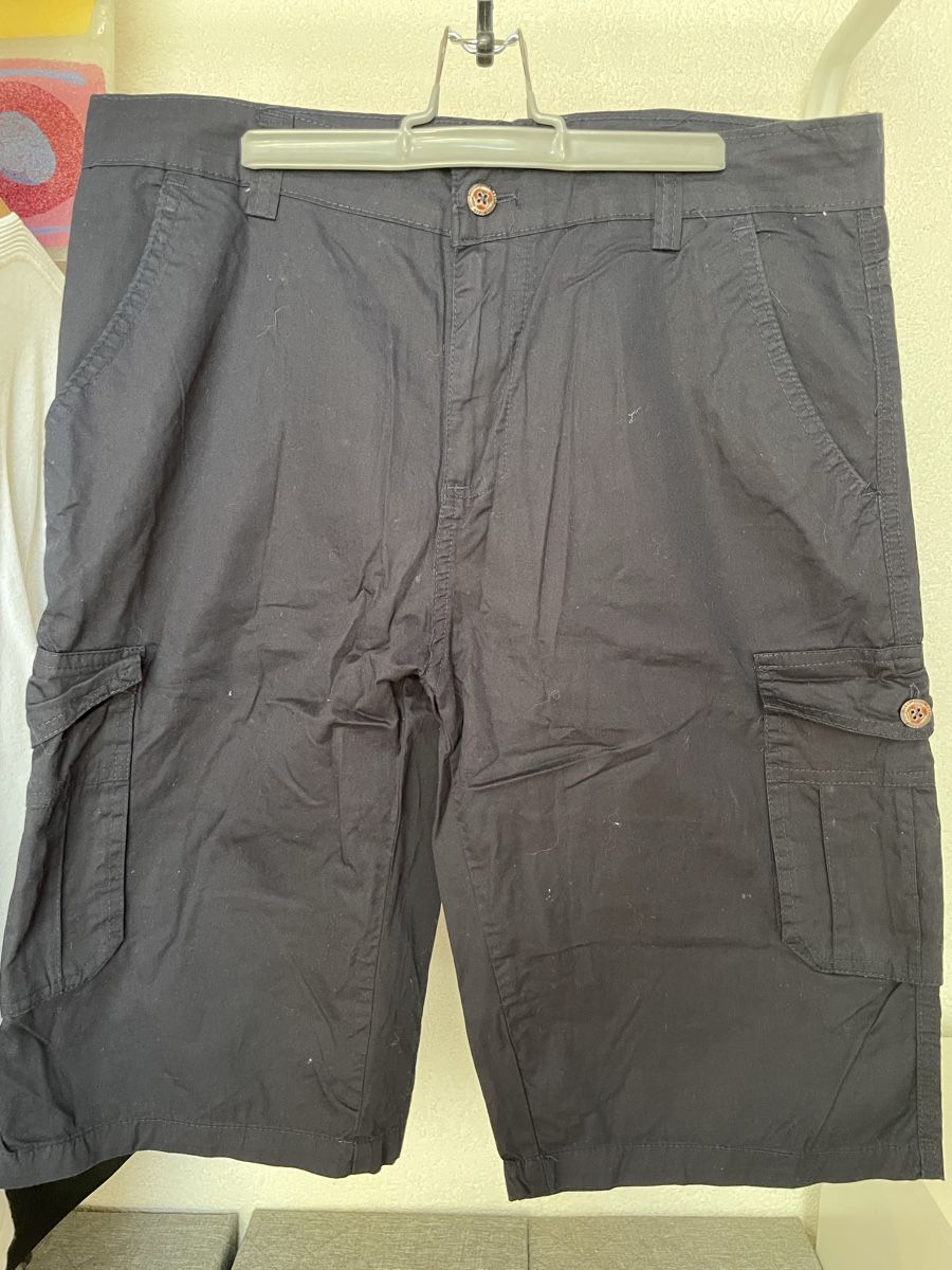 Hosen: Cargo-Shorts im 3er-Set – Gebraucht aus Stetten AG von xe_k33 2