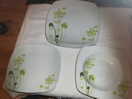 Hübsches viereckiges Tellerset