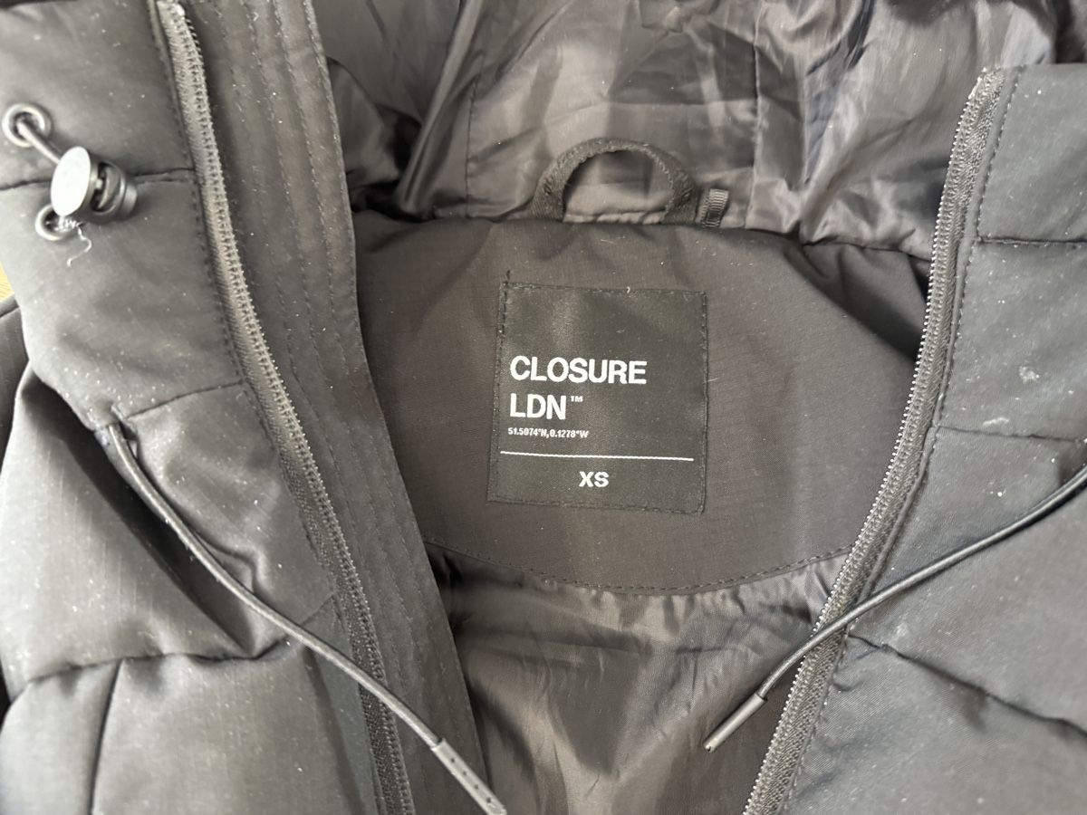 Jacken: Winterjacke Closure LDN XS – Gebraucht aus Dietikon von Hank5 2