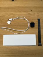 Apple Watch Series 9 (GPS + Cellular) - 41mm - Edelstahl