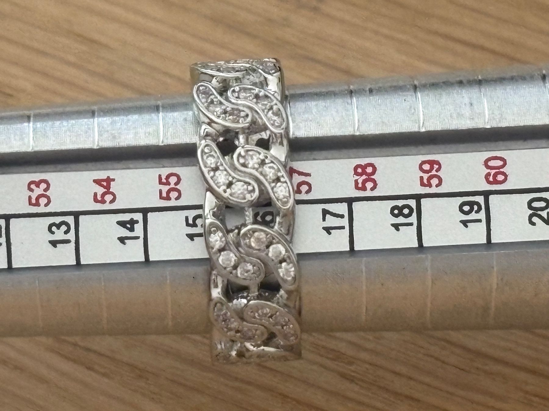 Anelli: Luxus Elegante Gr.18/8 Ring Memoire Farbe :Silber/ Zirkonia – Nuovo (secondo la descrizione) da Biel-Bienne venduto da Roserosse13 6