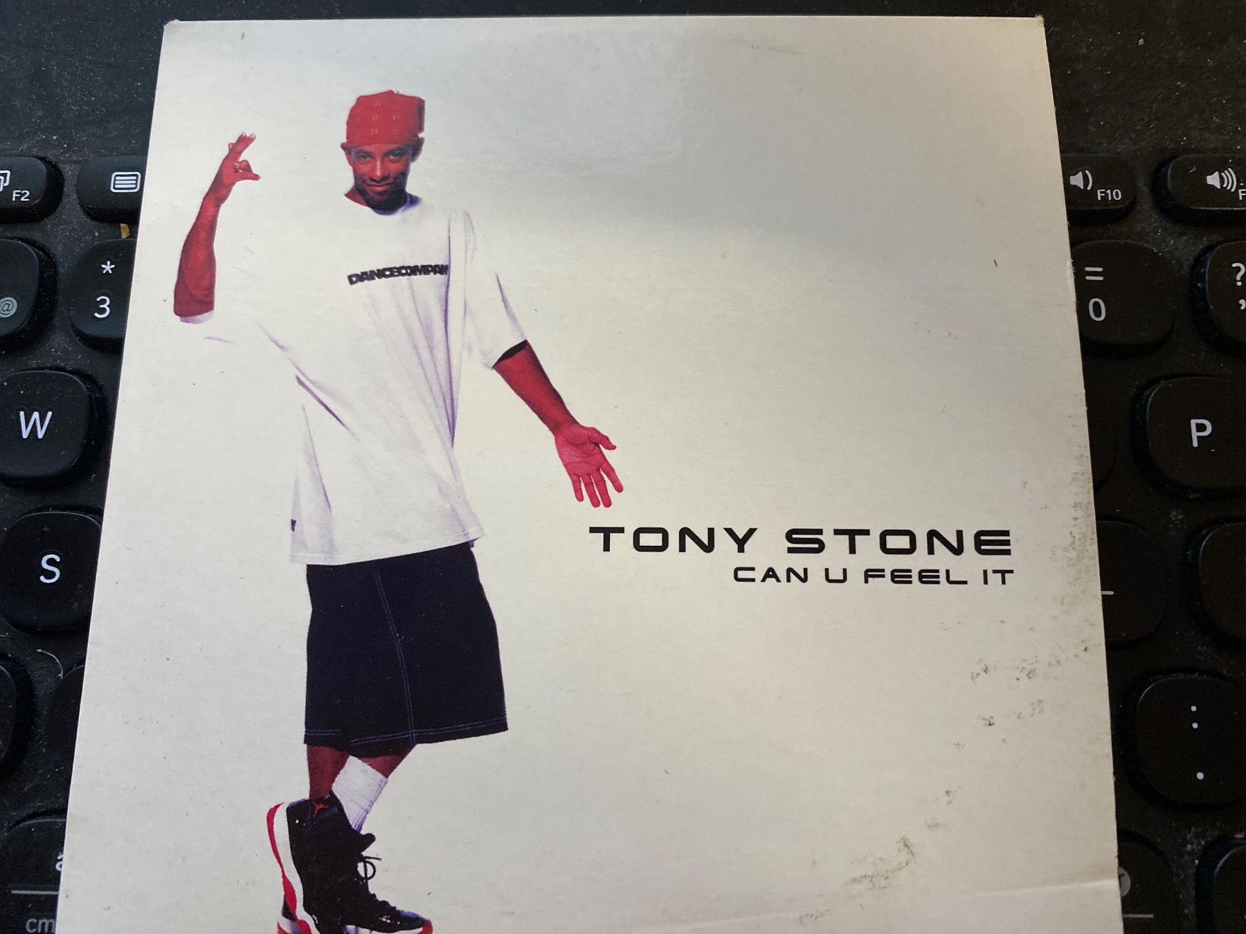 CD: Tony Stone - CD - Can U Feel It? – Usato da Le Brassus venduto da cinema13