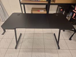 Neuer Gaming Tisch Gamer Schreibtisch Schwarz Carbon 120cm