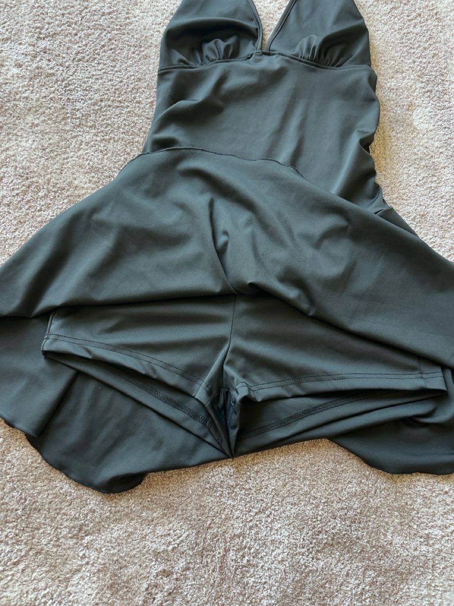 Vestiti: Robe short noir M – Nuovo (secondo la descrizione) da Lausanne venduto da mae_dj7r 1