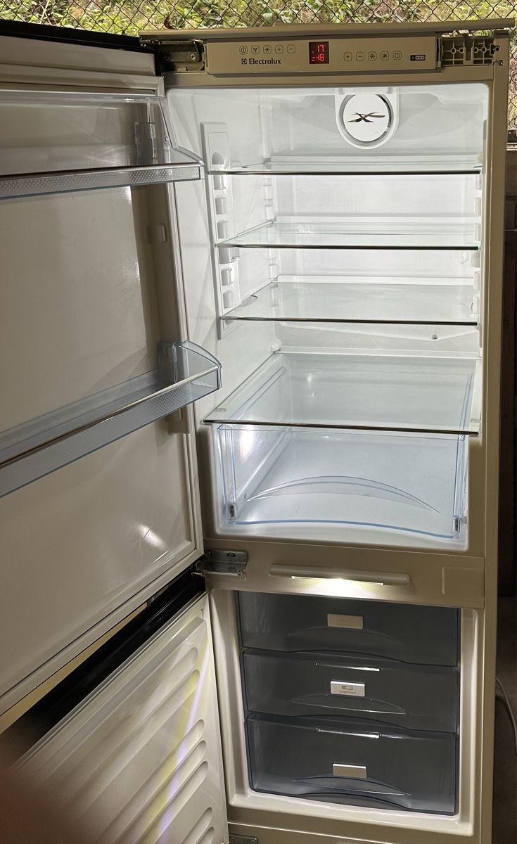 Frigoriferi: Electrolux Kühl-Gefrierkombination – Usato da Biel/Bienne venduto da kra_s8rv 1