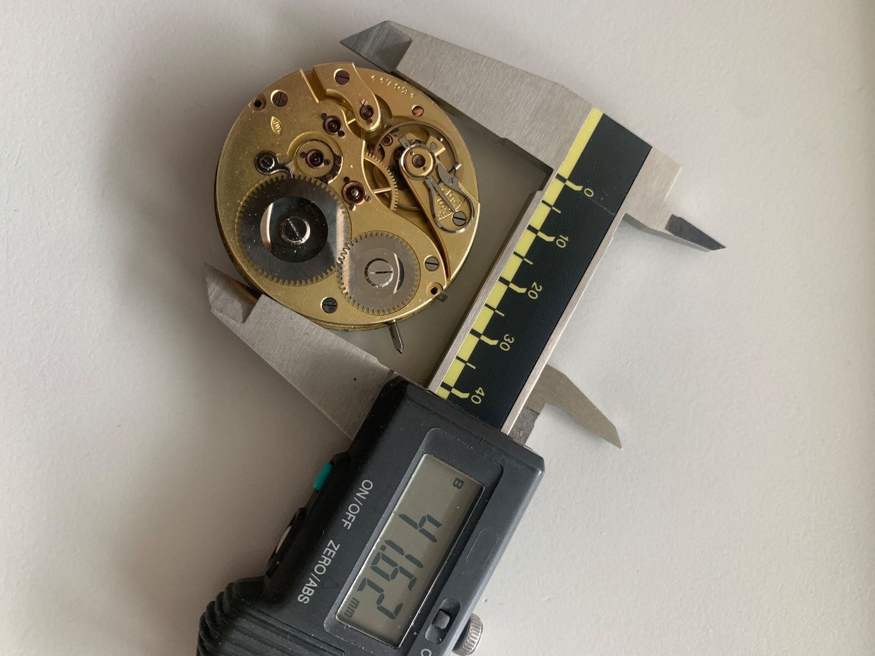 IWC Orologi: IWC Werk Snr. 117921 – Usato da Zürich venduto da rayberg 2