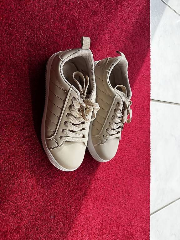 Damenschuhe: Schuhe 37 – Gebraucht aus Luzern von mus_clb7 2