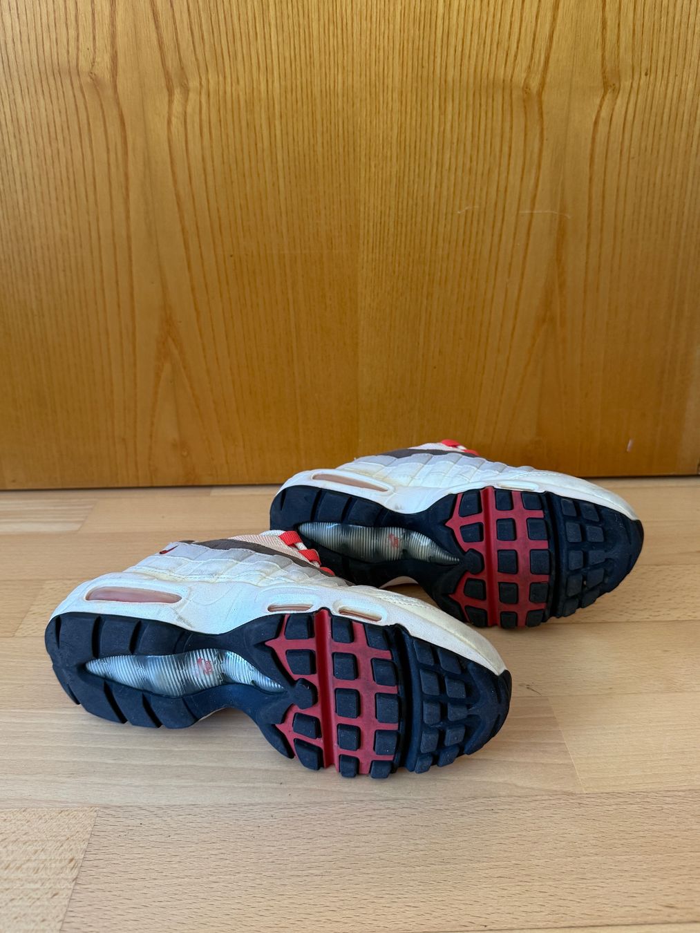 Nike Scarpe da donna: Nike Air Max 95, Grösse 36.5 – Usato da basel venduto da twicebutnice0 4