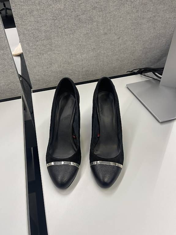 Tommy Hilfiger Scarpe da donna: Tommy Hilfiger Pumps in Größe 38 – Usato da Zürich venduto da michaela_2024