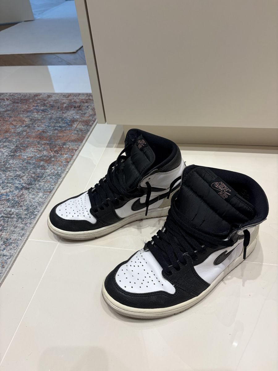 Jordan Scarpe da uomo: Nike Air Jordan beige – Usato da Pully venduto da ari_78pk