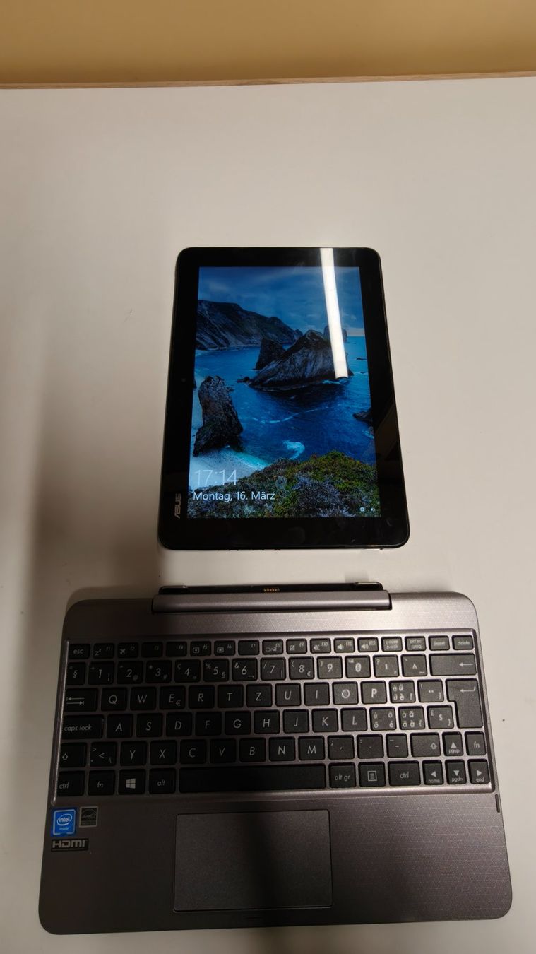 Asus Tablet PC: Asus Transformer T101HS – Usato da Niedermuhlern venduto da 7810 2