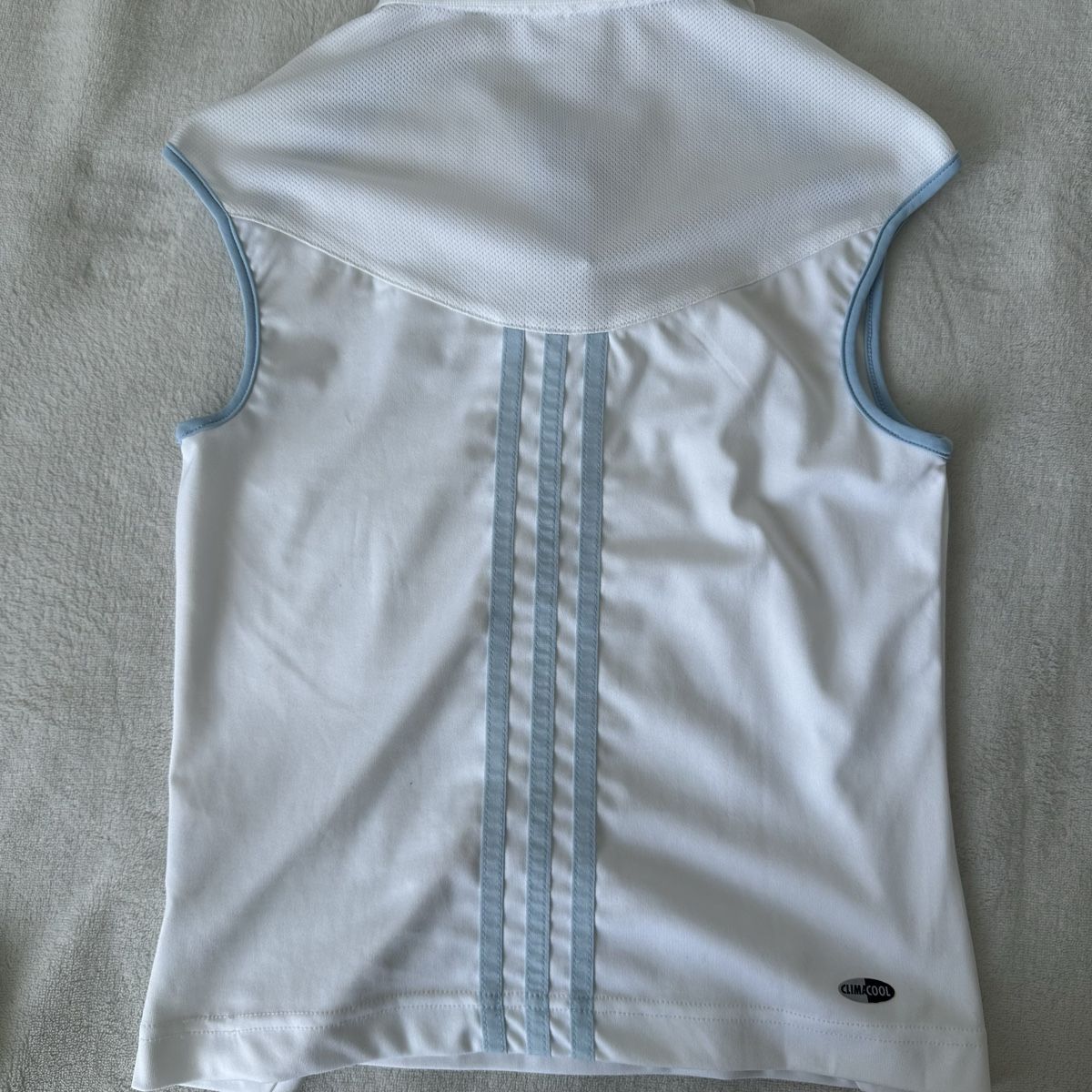 Adidas Magliette Polo: Vintage Adidas Golf Polo Jersey 152 – Usato da Givisiez venduto da dor_xb9k 1